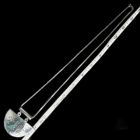 Vintage 925 Native? Hinged Pendant on 24" Sterling Necklace - Picture 4 of 7